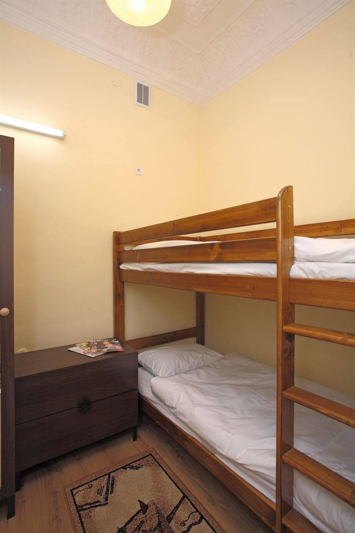 Enigma Hostel Krakow Ngoại thất bức ảnh