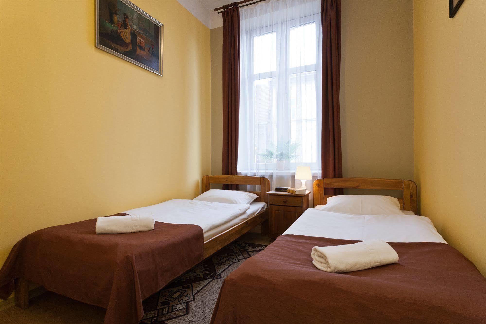 Enigma Hostel Krakow Ngoại thất bức ảnh