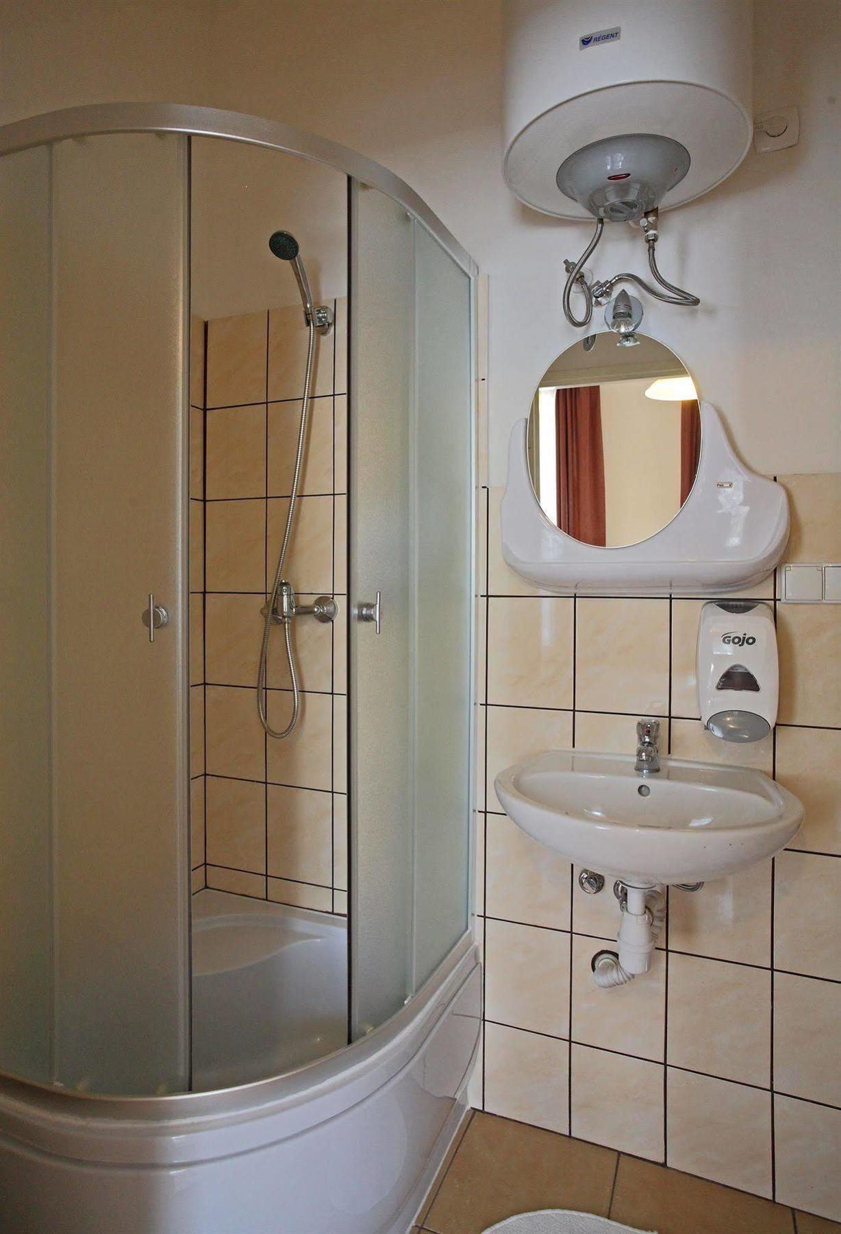 Enigma Hostel Krakow Ngoại thất bức ảnh