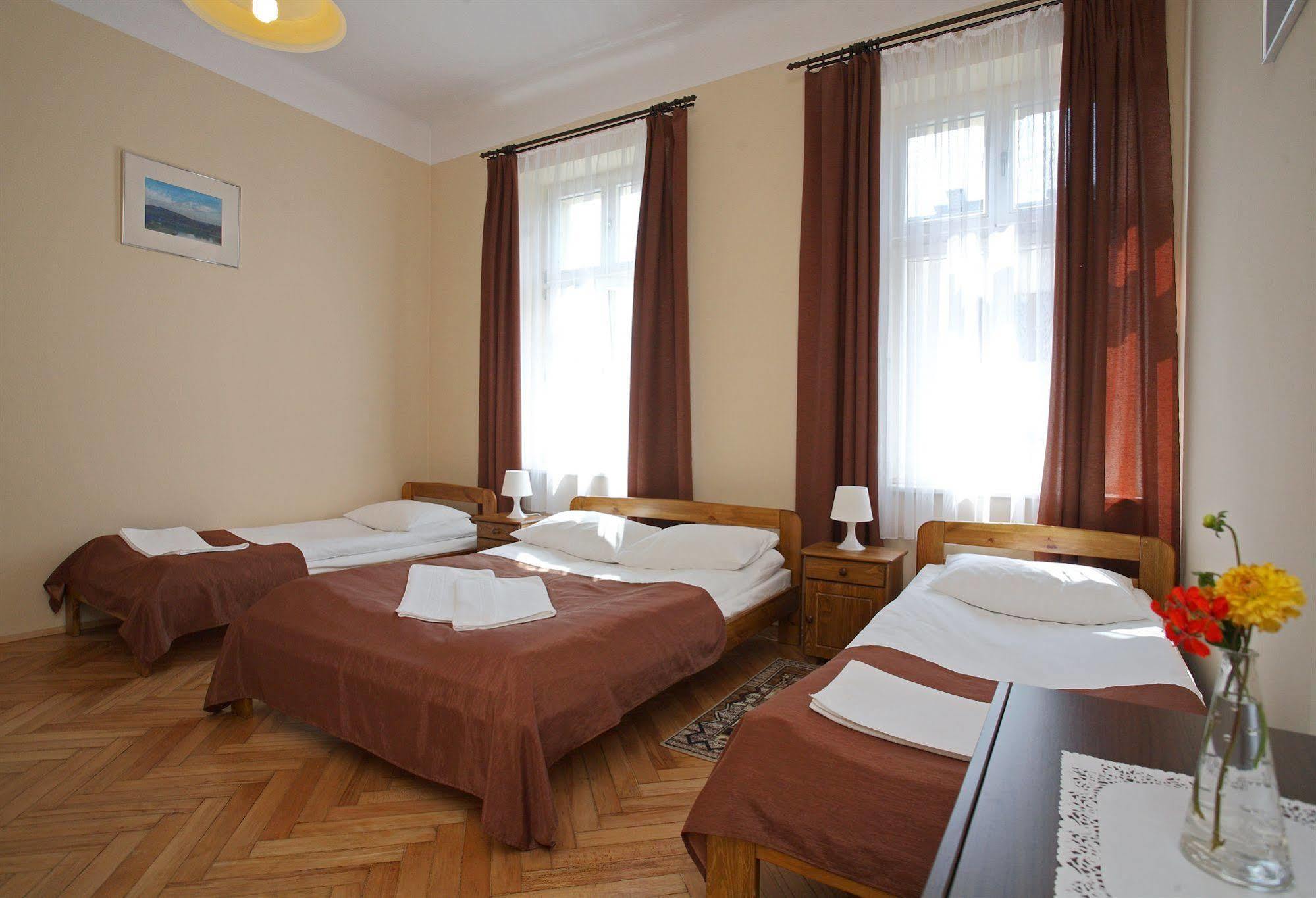 Enigma Hostel Krakow Ngoại thất bức ảnh